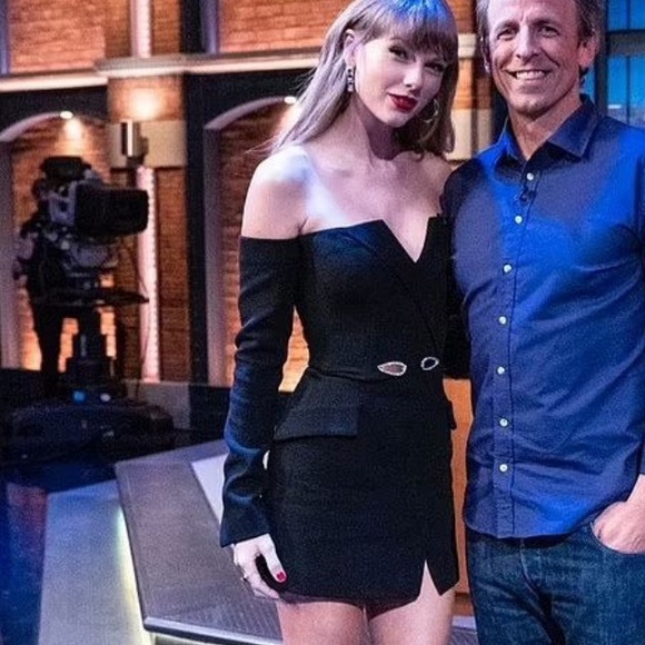 David Koma rep - Picture 1 of 9